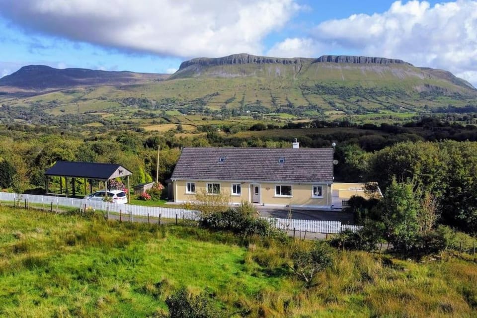 Mountain View Cottage House in County Sligo