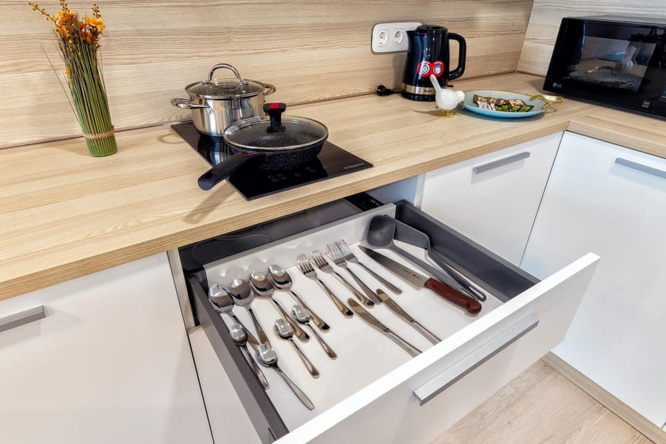 Coffee/tea facilities, Kitchen or kitchenette, Food and drinks, Food, minibar, toaster