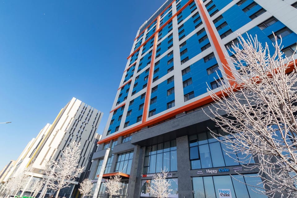 Property building, Day, City view