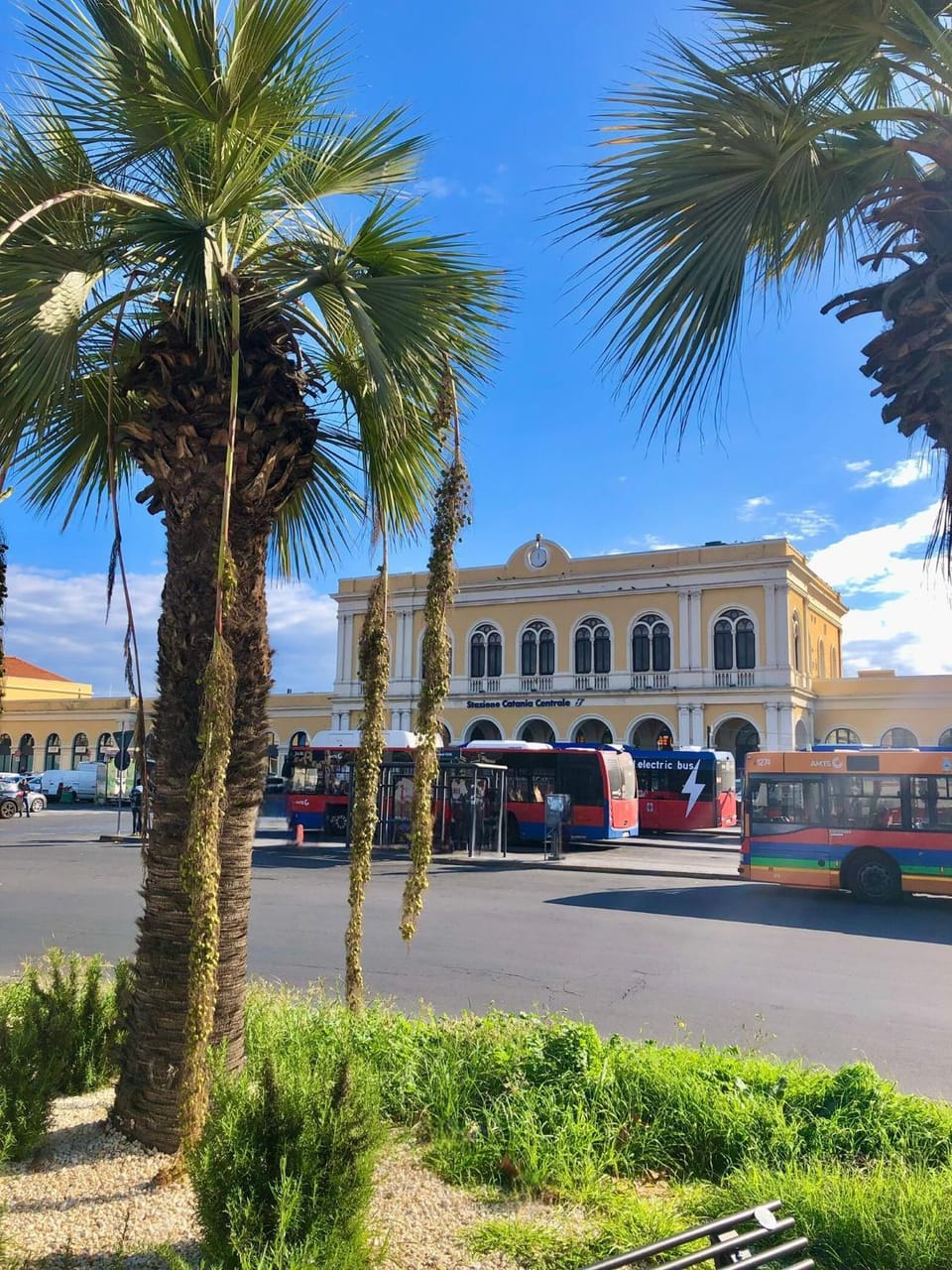 Day, City view, Location