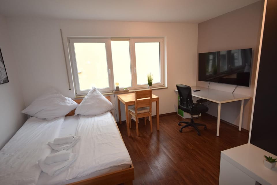 Bed, TV and multimedia
