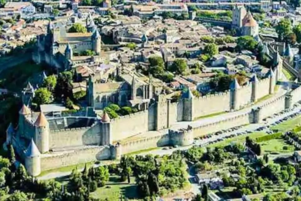Appartement T2 avec vue château Apartment in Carcassonne