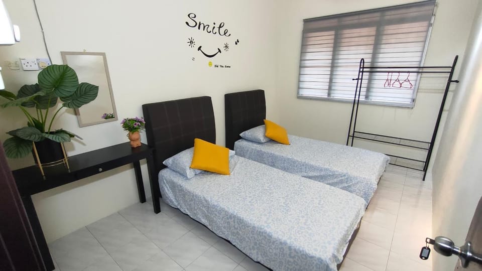 77 homestay 5Min to Leaning Tower House in Perak Tengah District