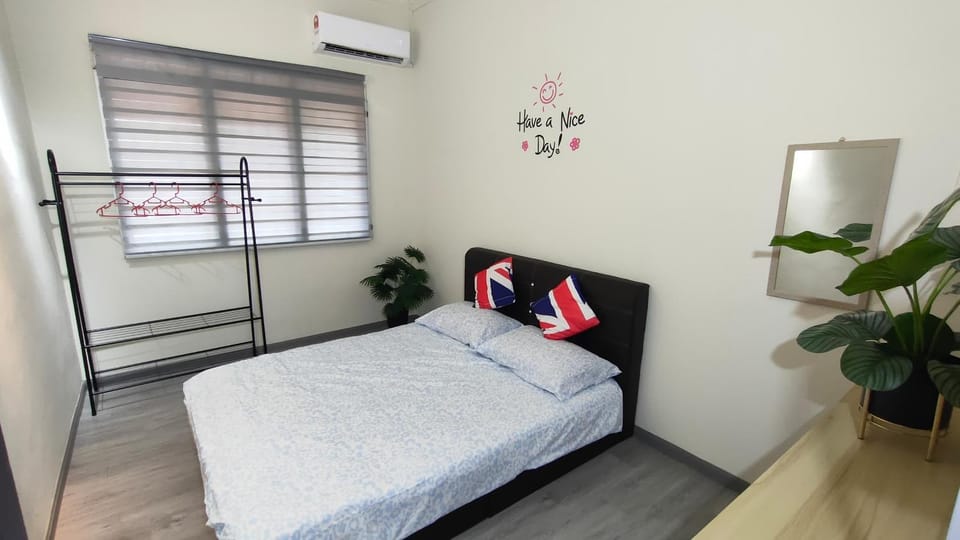77 homestay 5Min to Leaning Tower House in Perak Tengah District