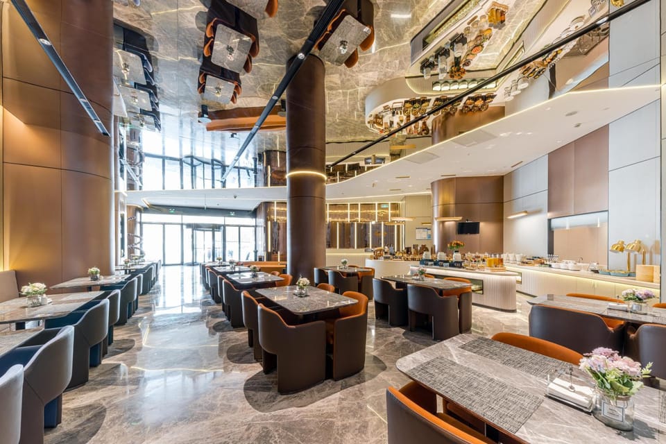 Restaurant/places to eat, Restaurant/places to eat