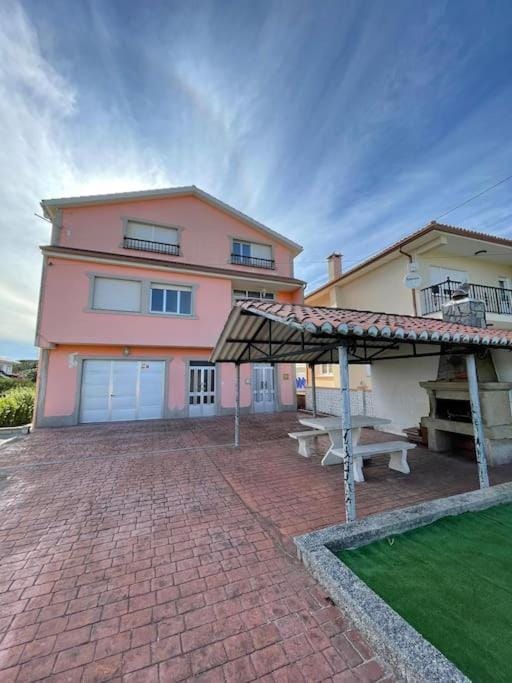 Casa Caldebarcos, frente Playa Carnota House in Galicia