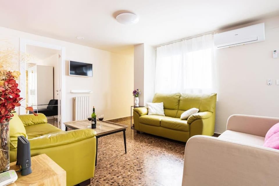 TV and multimedia, Living room, air conditioner
