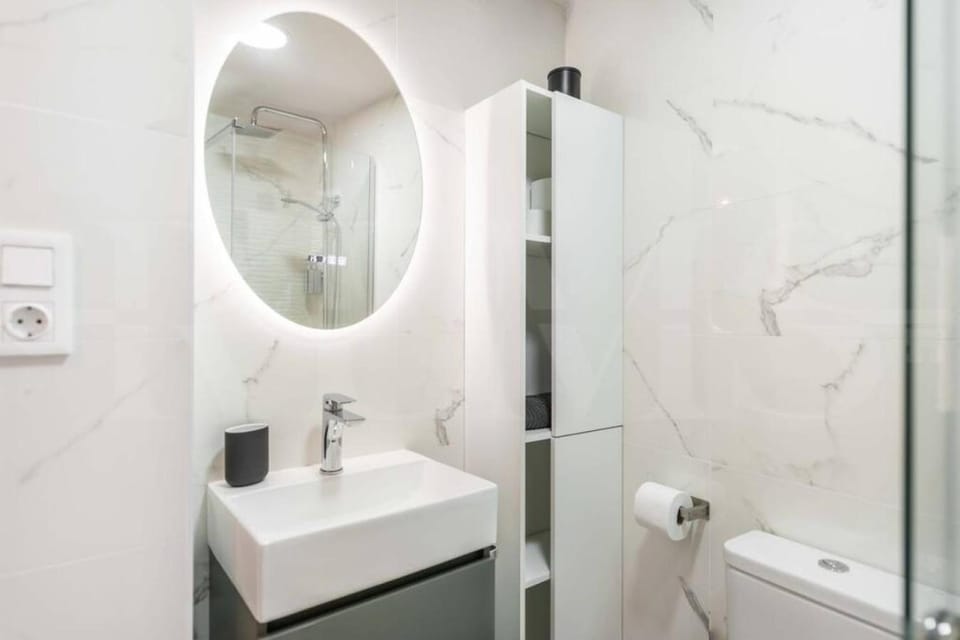 Hidden Gem studio in the heart of Malaga by REMS Apartment in Malaga