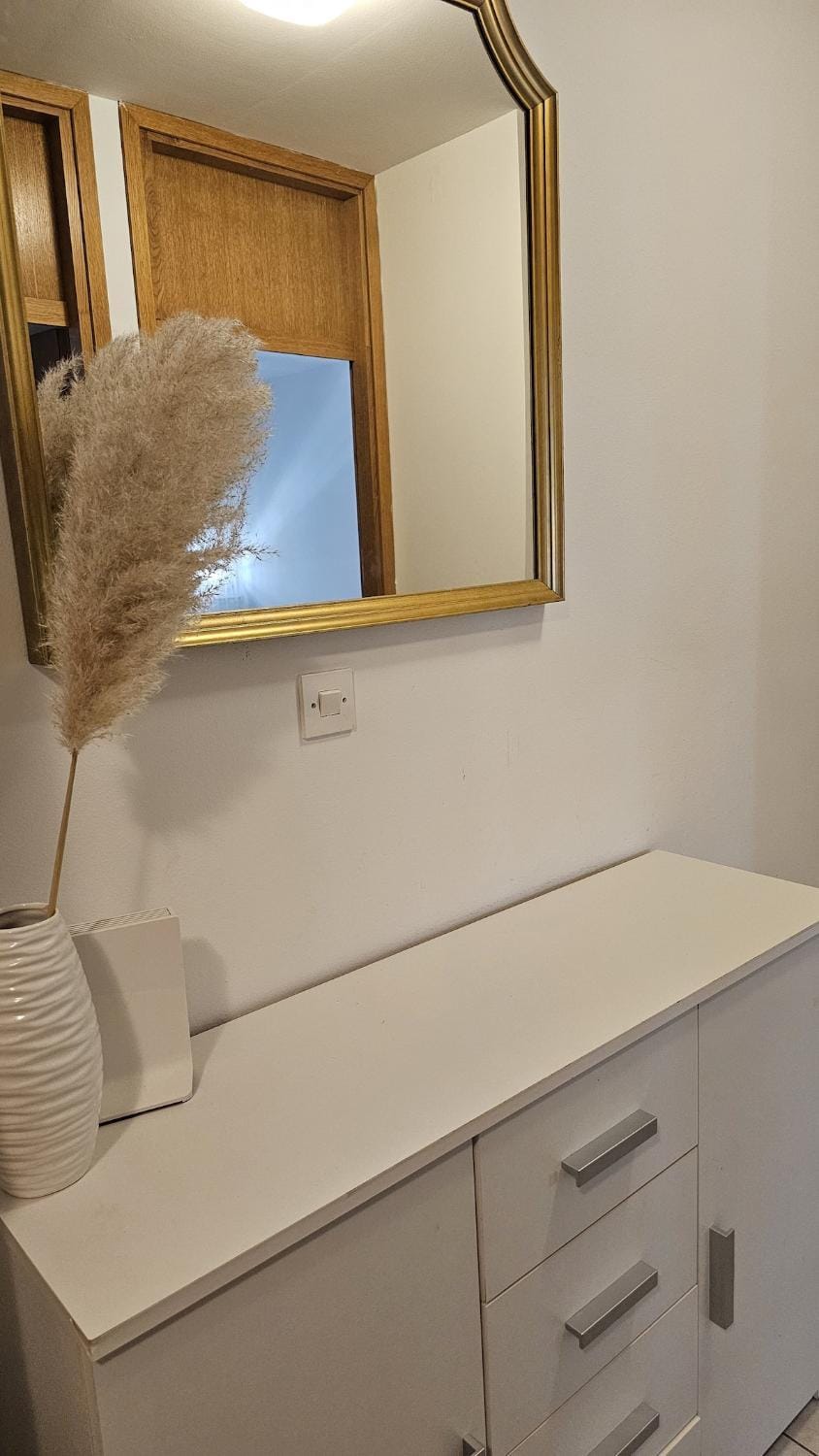 Fregata Duplex- Spacious & Bright with a terrace -near beaches- easy to Old town Apartment in Split