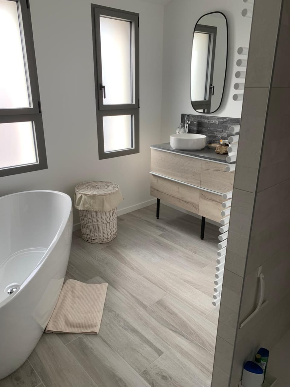 Bathroom, Bath