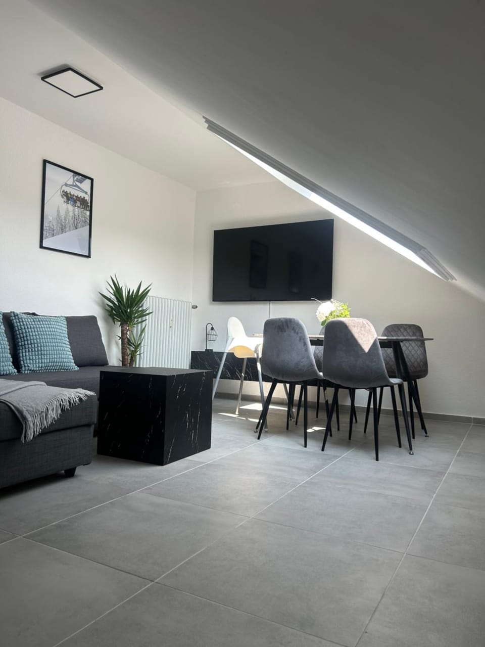 TV and multimedia, Living room, Photo of the whole room