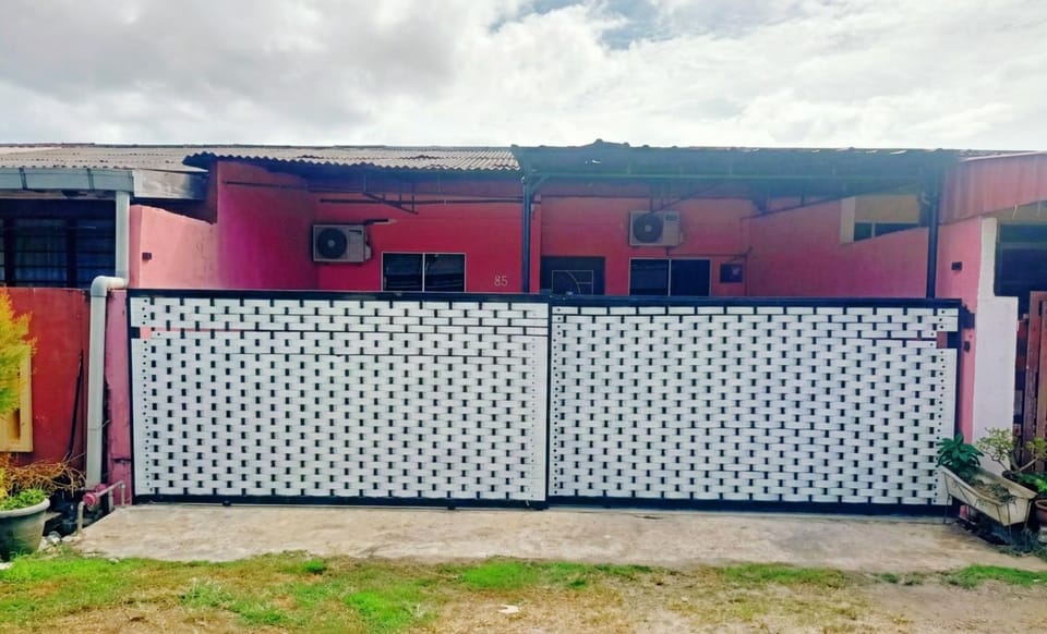 Bae Homestay Tmn Setia Netflix and WiFi House in Kedah