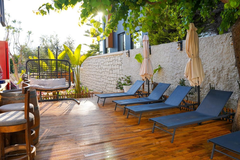 Day, Garden, Seating area, sunbed