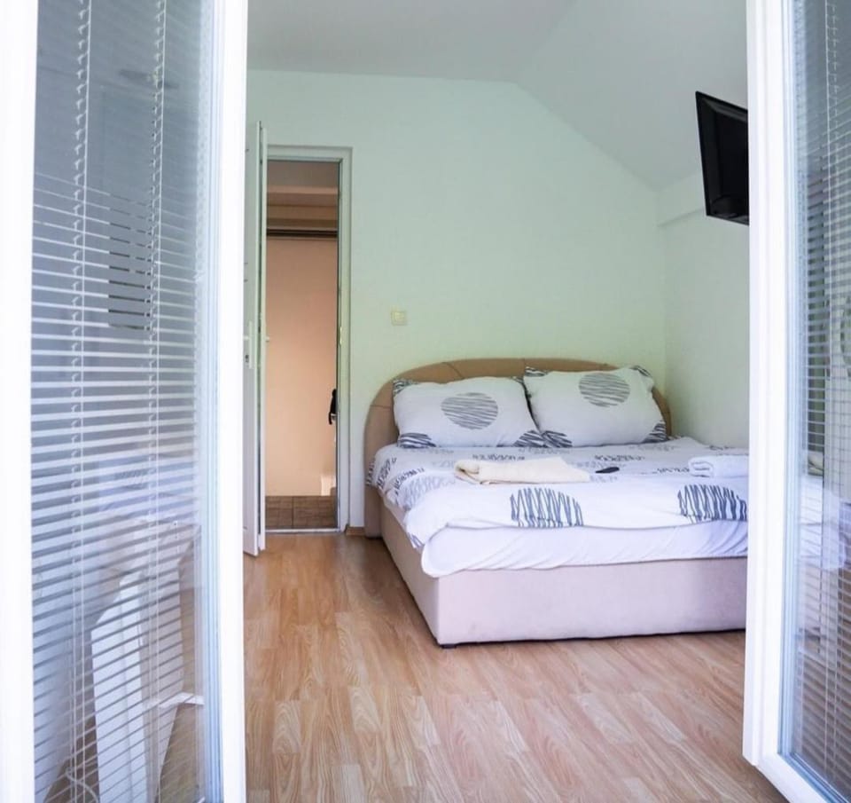 Vikendica Reset, Zvornicko jezero House in Bosnia and Herzegovina