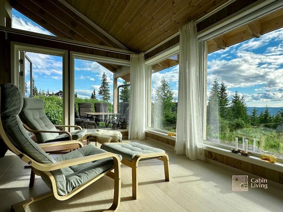 New large cabin with sauna in Hafjell Cabin in Innlandet