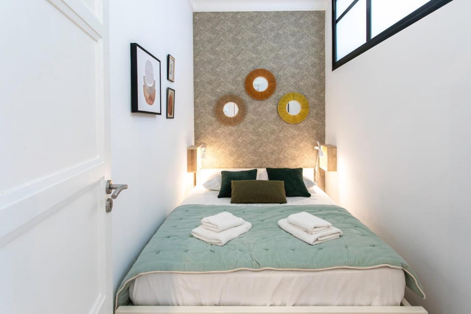 L52 Staywizus - 2BDR Massena central, 2 min from the beach AC Apartment in Nice