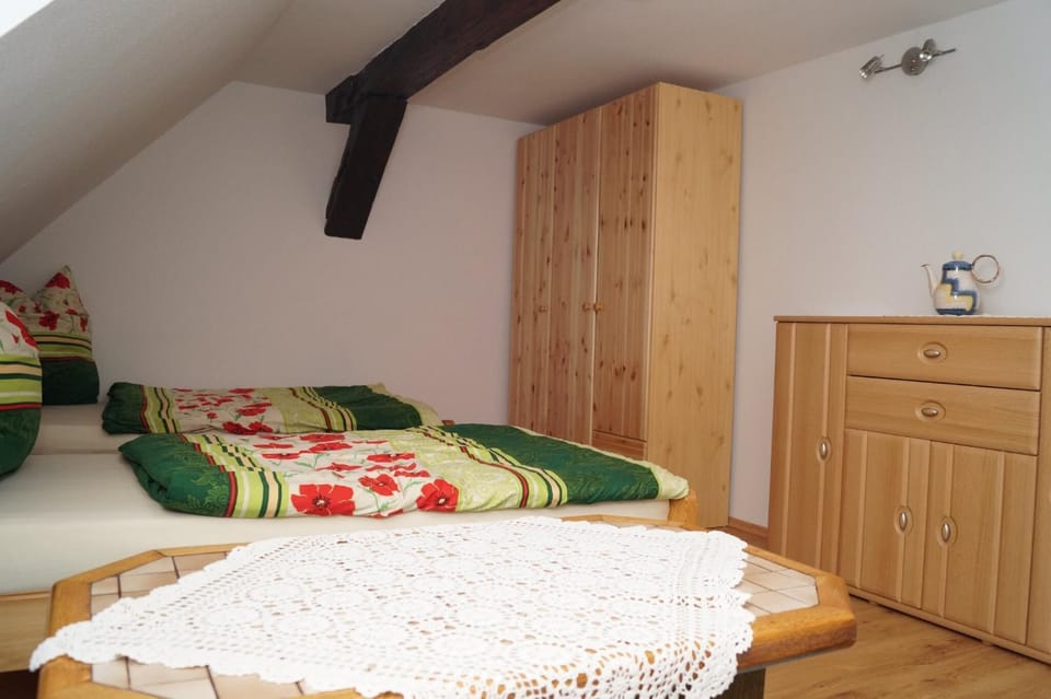 Property building, Living room, Bedroom
