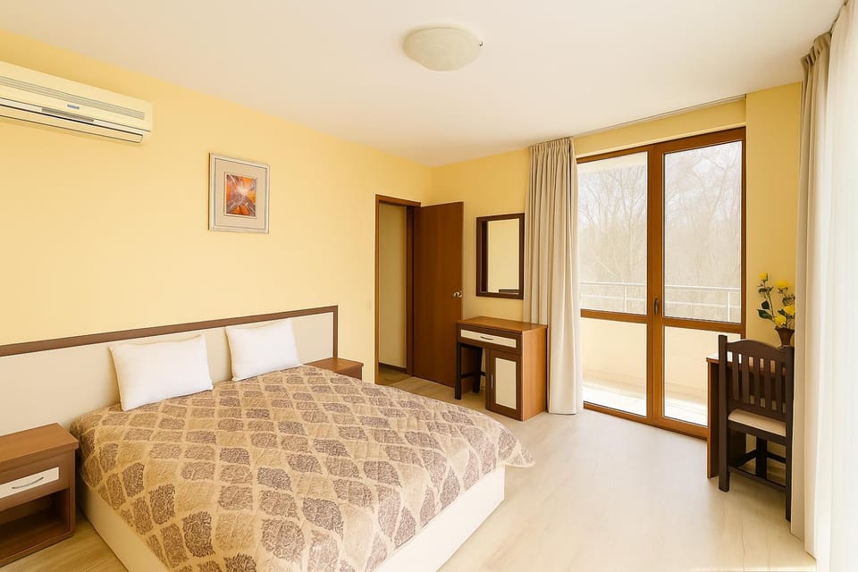Bedroom, internet, air conditioner