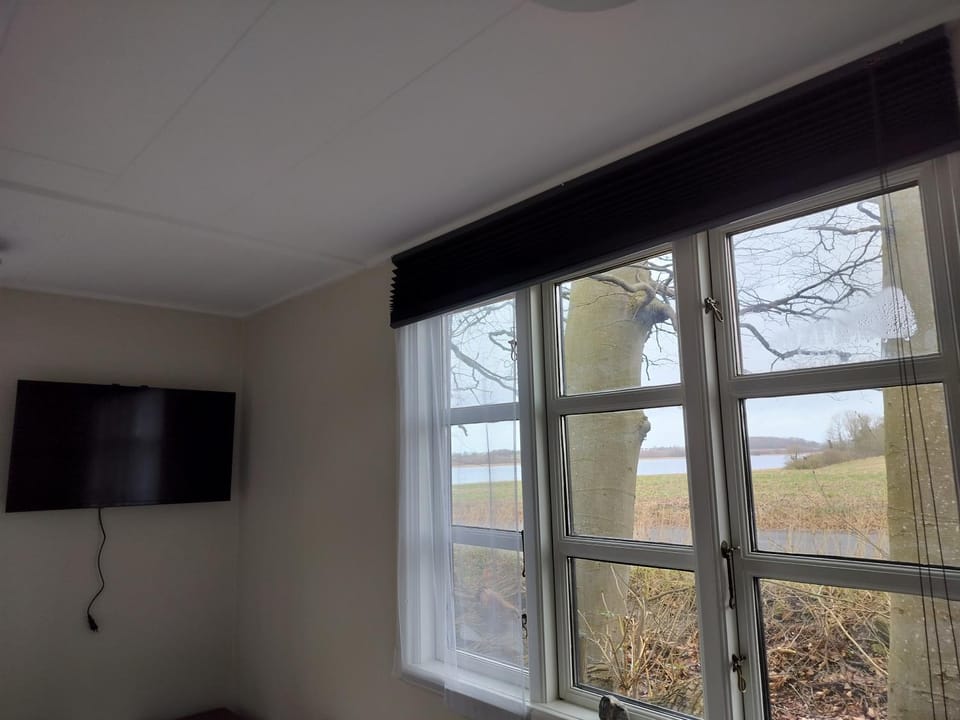 Hytte med udsigt til Stege Nor Campground/ 
RV Resort in Stege