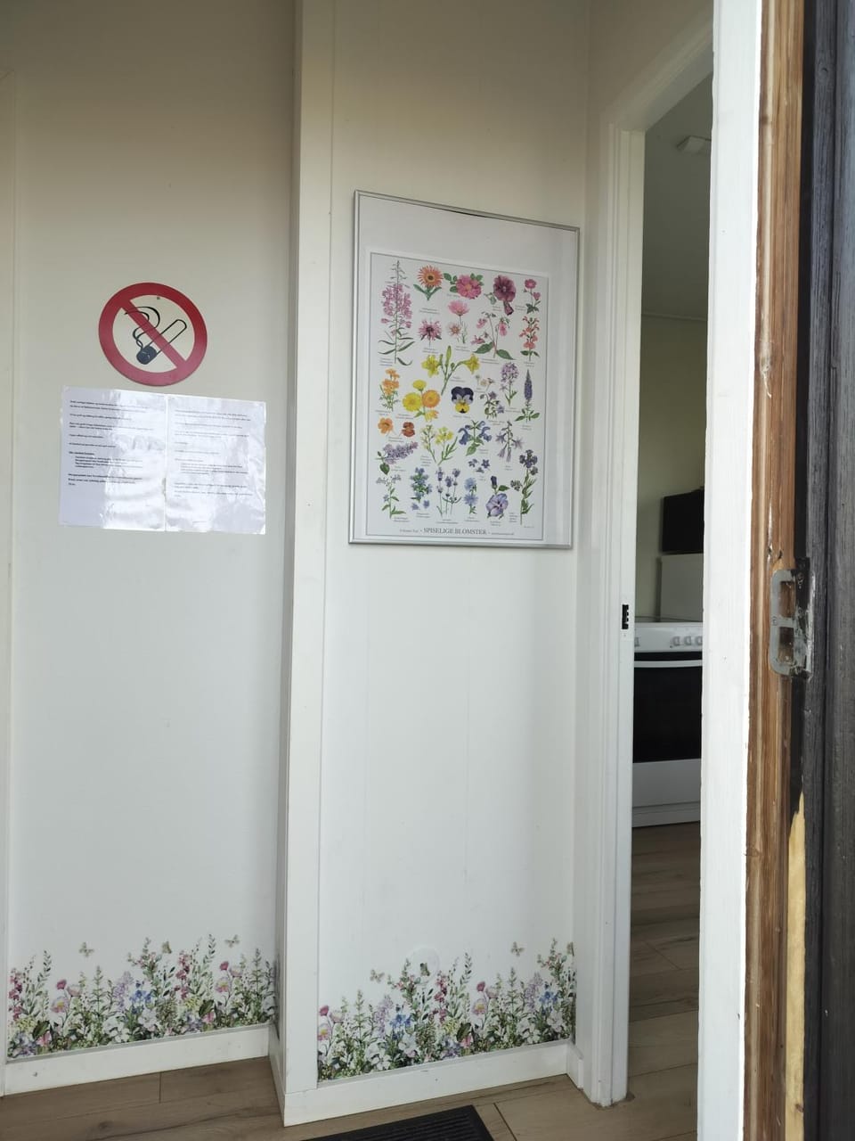 Hytte med udsigt til Stege Nor Campground/ 
RV Resort in Stege