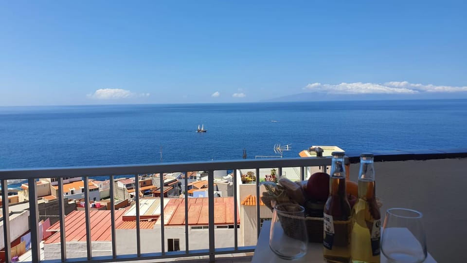 Natural landscape, Balcony/Terrace, Sea view
