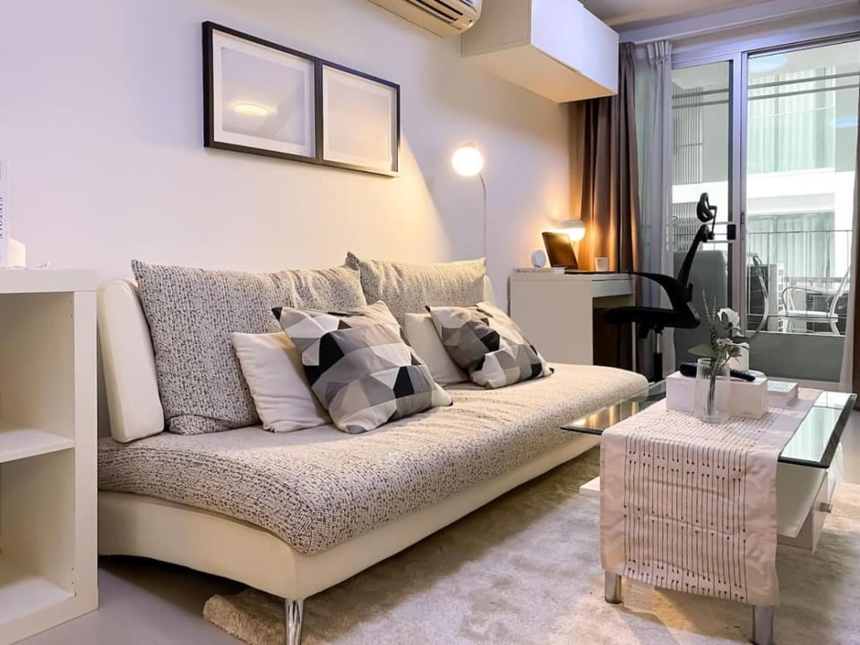 Exclusive Modern Apt - Ultra Fast WiFi - Thong Lo Apartment in Bangkok