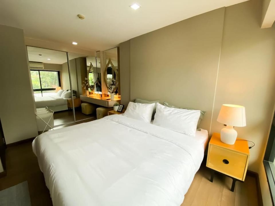 Tropical Paradise 1BR - Ultra Fast Wifi - Thong Lo Apartment in Bangkok