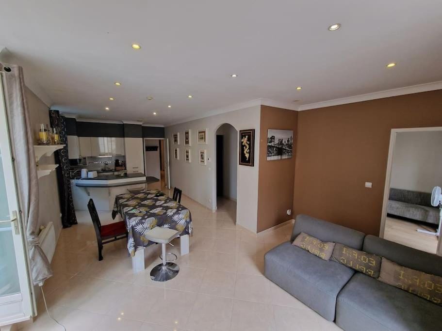 Le Lotus - appartement Apartment in Béziers