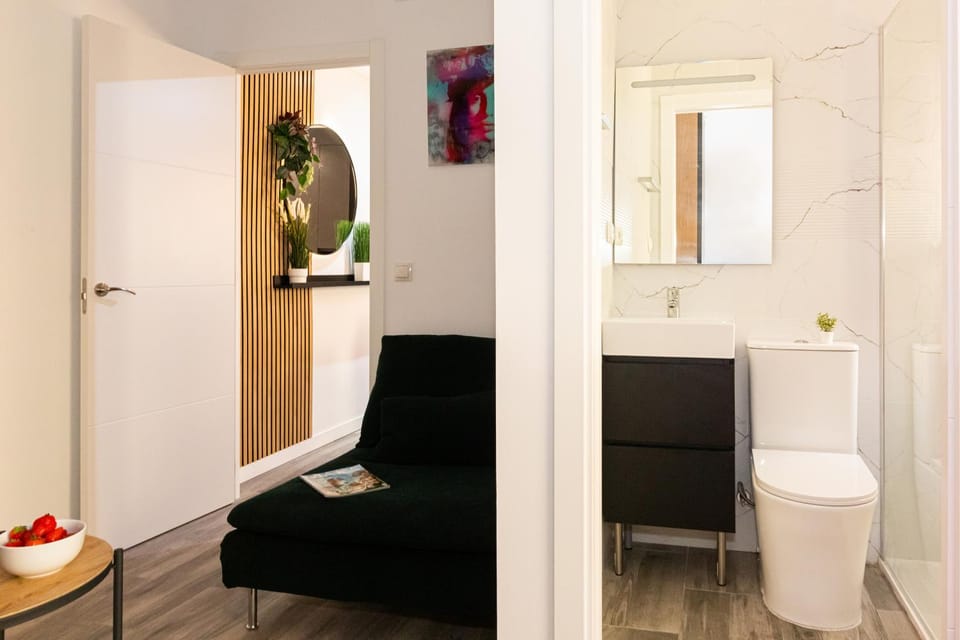 Toilet, Bathroom, Bedroom