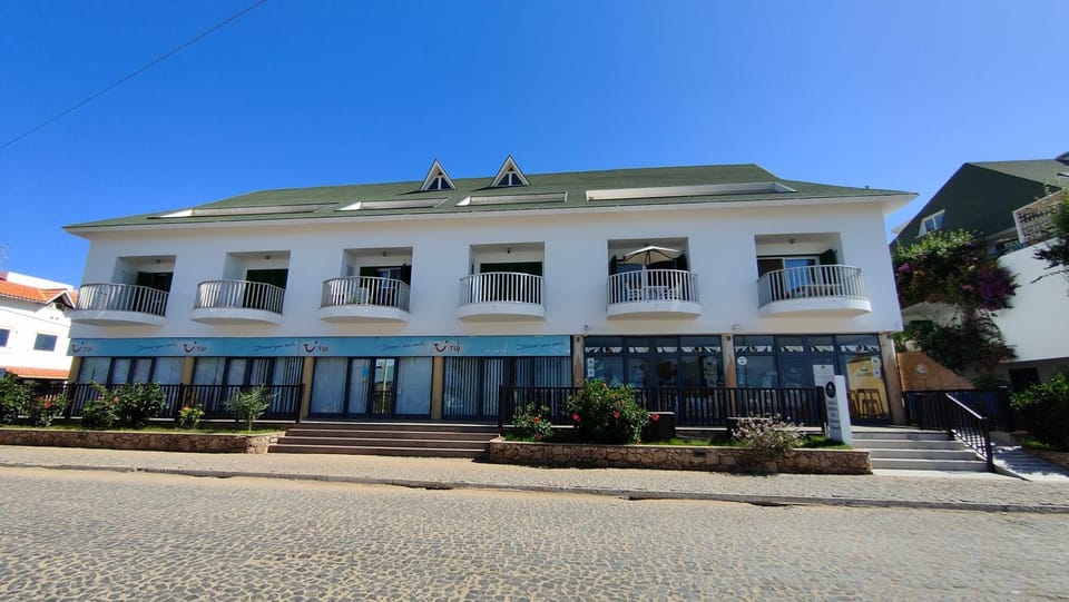 Property building, Day