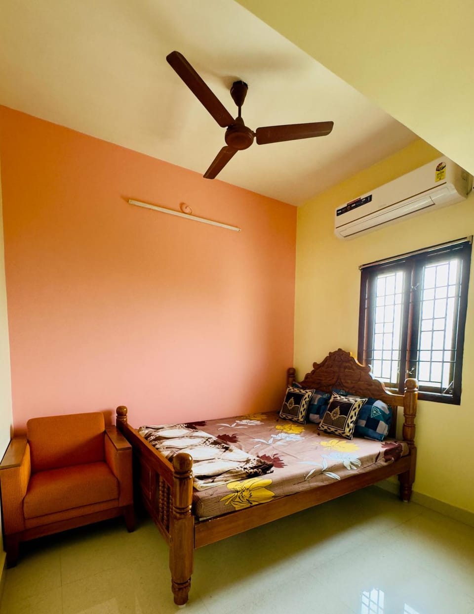 Bed, Bedroom, air conditioner