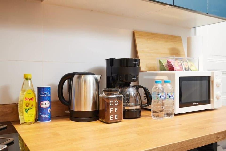Coffee/tea facilities, Kitchen or kitchenette