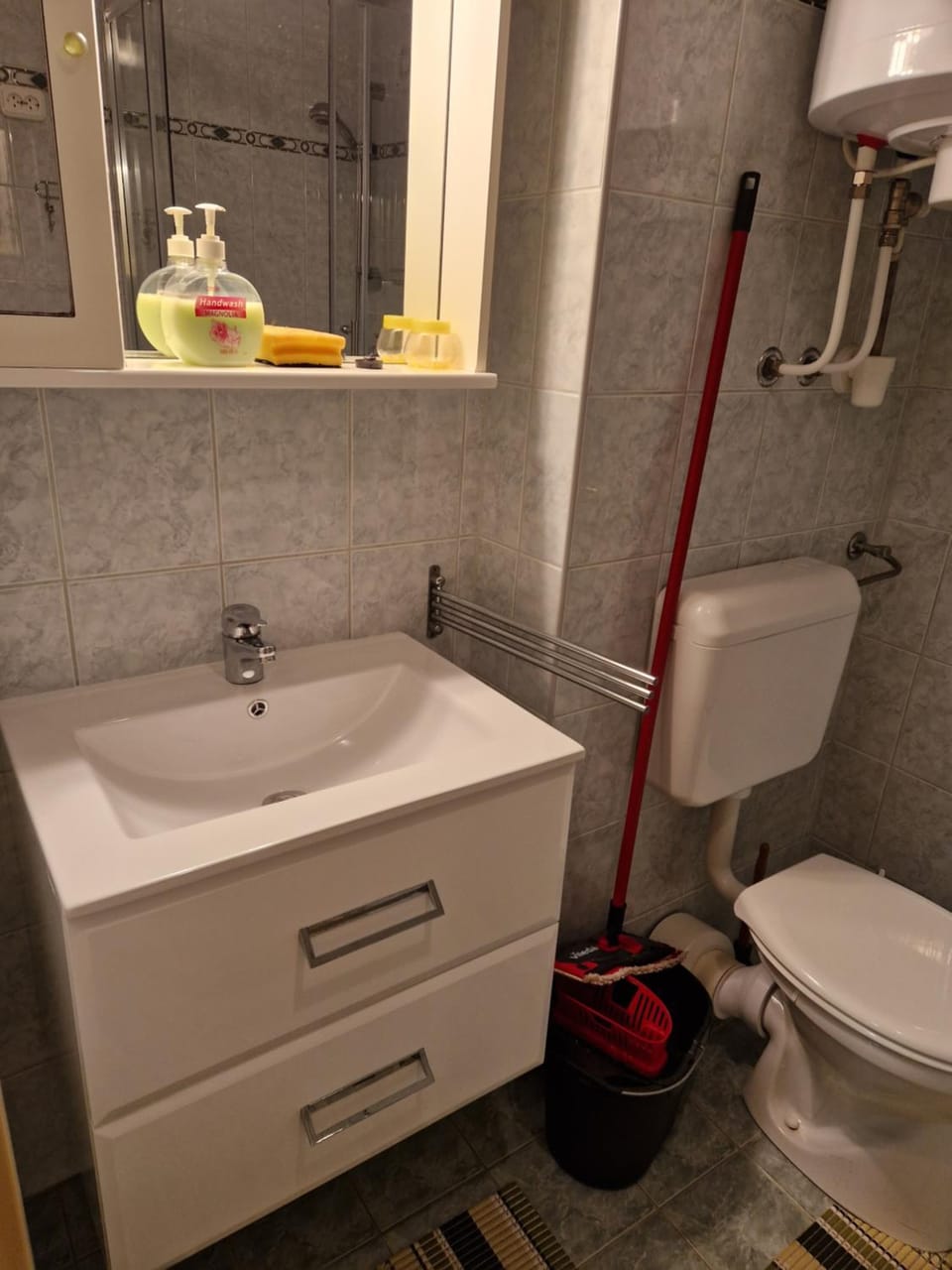 Toilet, Bathroom
