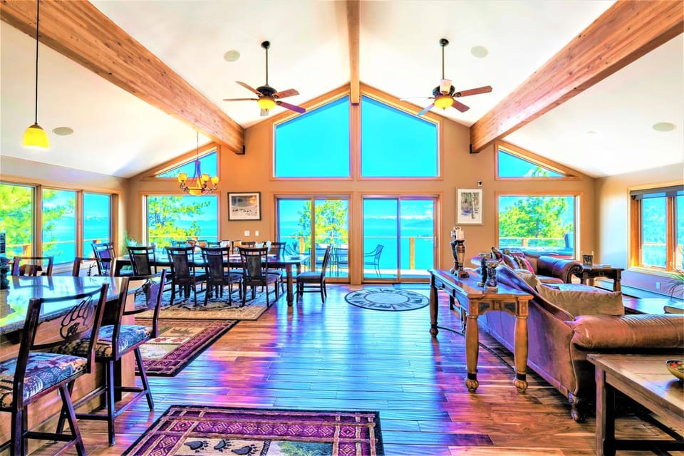 Lx10 lakeview jewel of sierra theater , hot tub House in Zephyr Cove