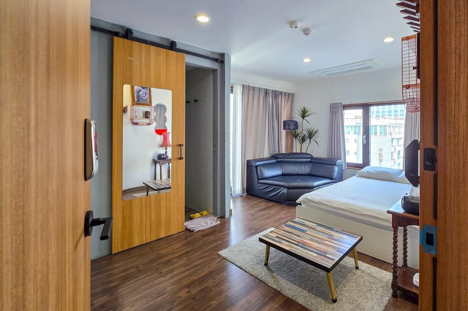 Photo of the whole room