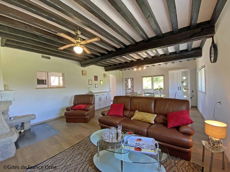 Maison de charme à Monnai, animaux acceptés, jardin et terrasse - FR-1-497-214 House in Normandy