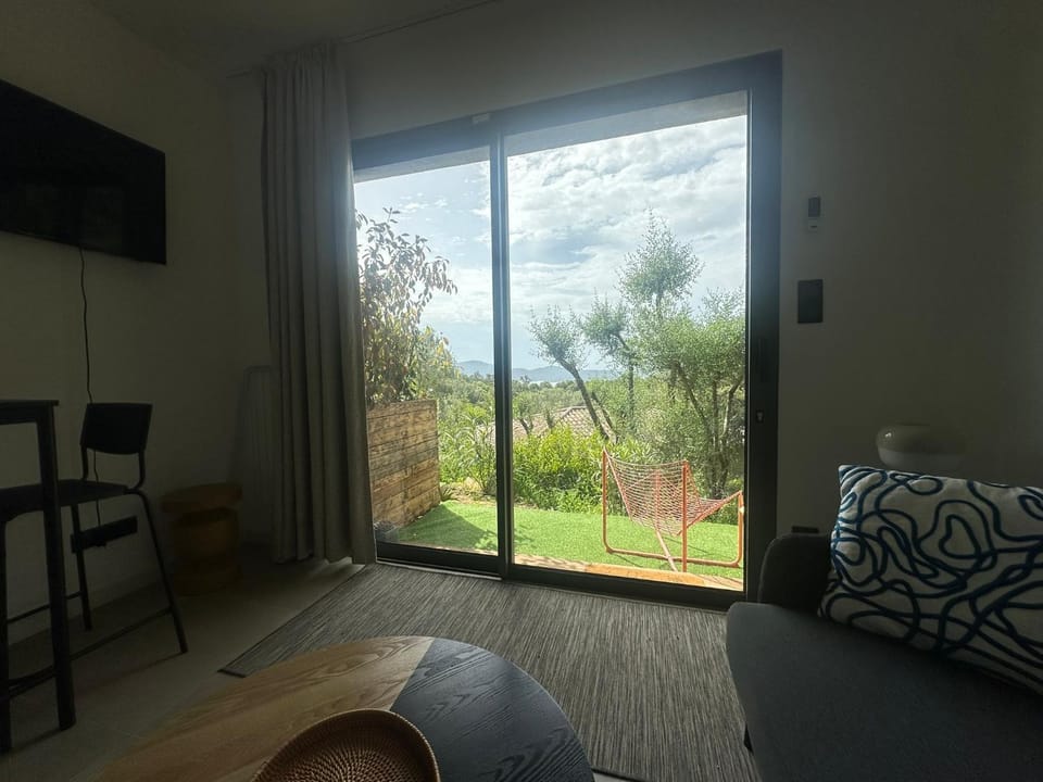 Natural landscape, TV and multimedia, Garden view, Mountain view