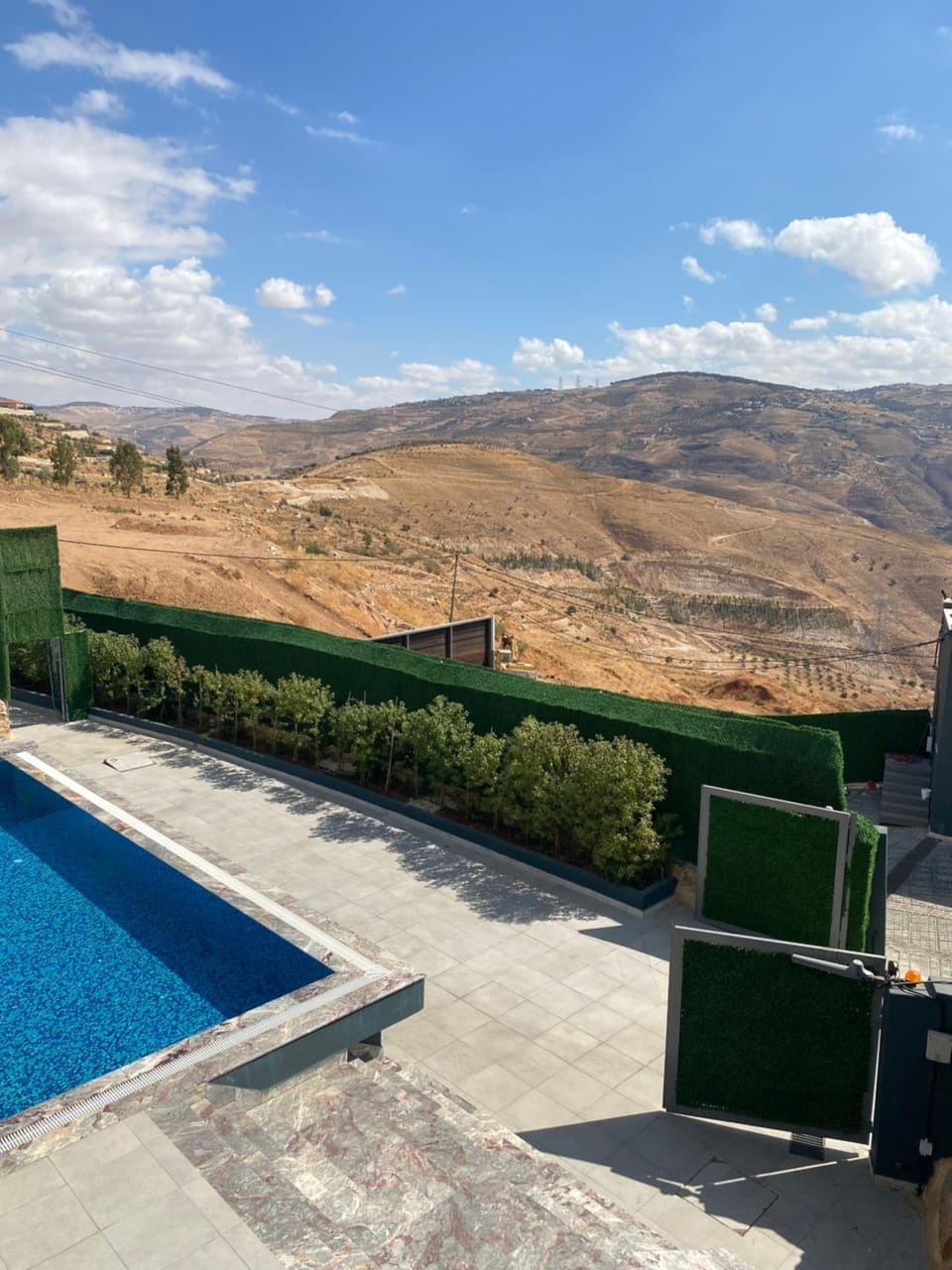 Day, Natural landscape, Mountain view, Pool view, Swimming pool