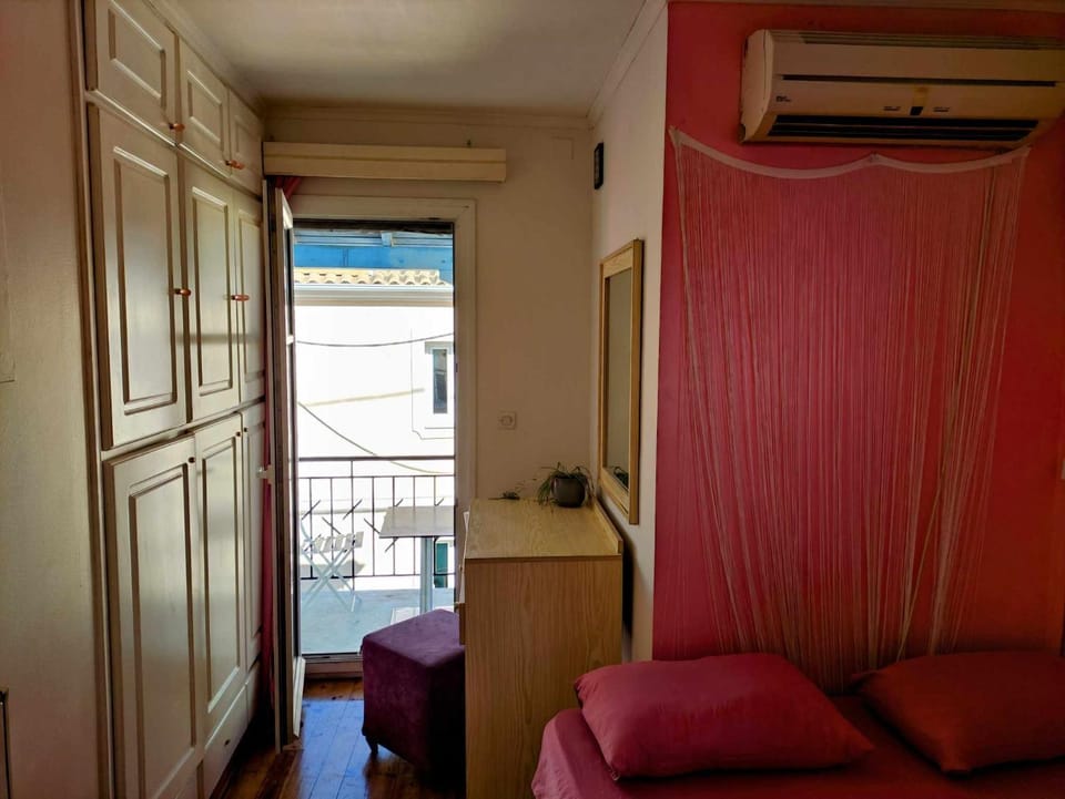 LocArt room3 Bed and Breakfast in Lefkada