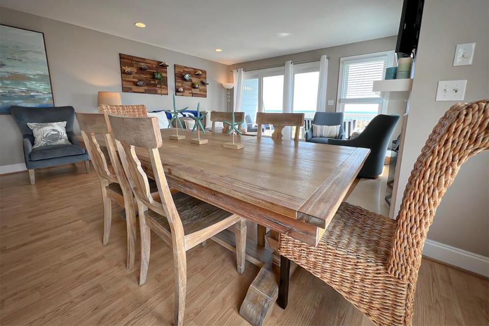 A Long Walk by Sea Scape Properties House in Wrightsville Beach