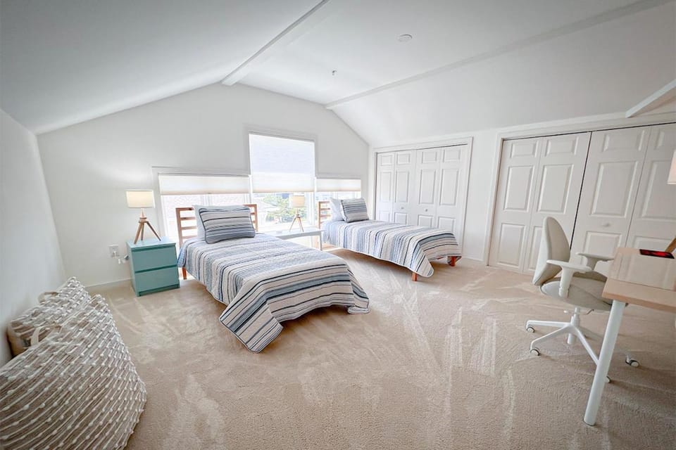 Azure Waves by Sea Scape Properties House in Wrightsville Beach