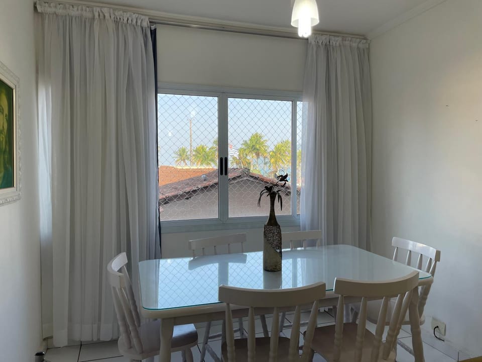 Dining area, Mountain view