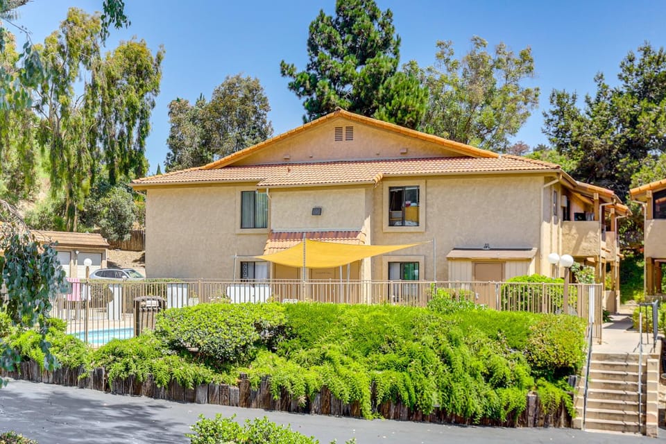 Oceanside Condo w/ Pool & Hot Tub Access! House in Oceanside