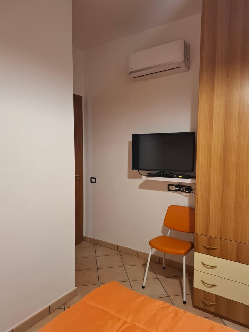 TV and multimedia, Bedroom