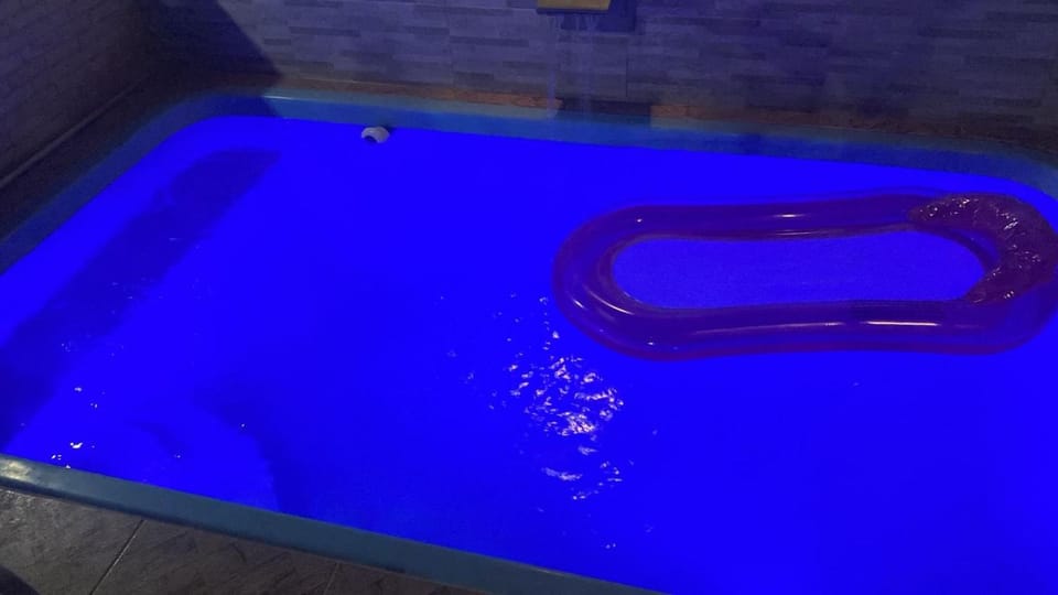 Casa com piscina- condomínio terra mar UNAMAR CABO FRIO House in Cabo Frio