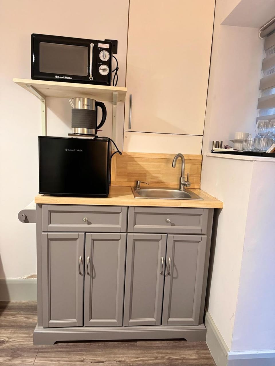 Coffee/tea facilities, Kitchen or kitchenette