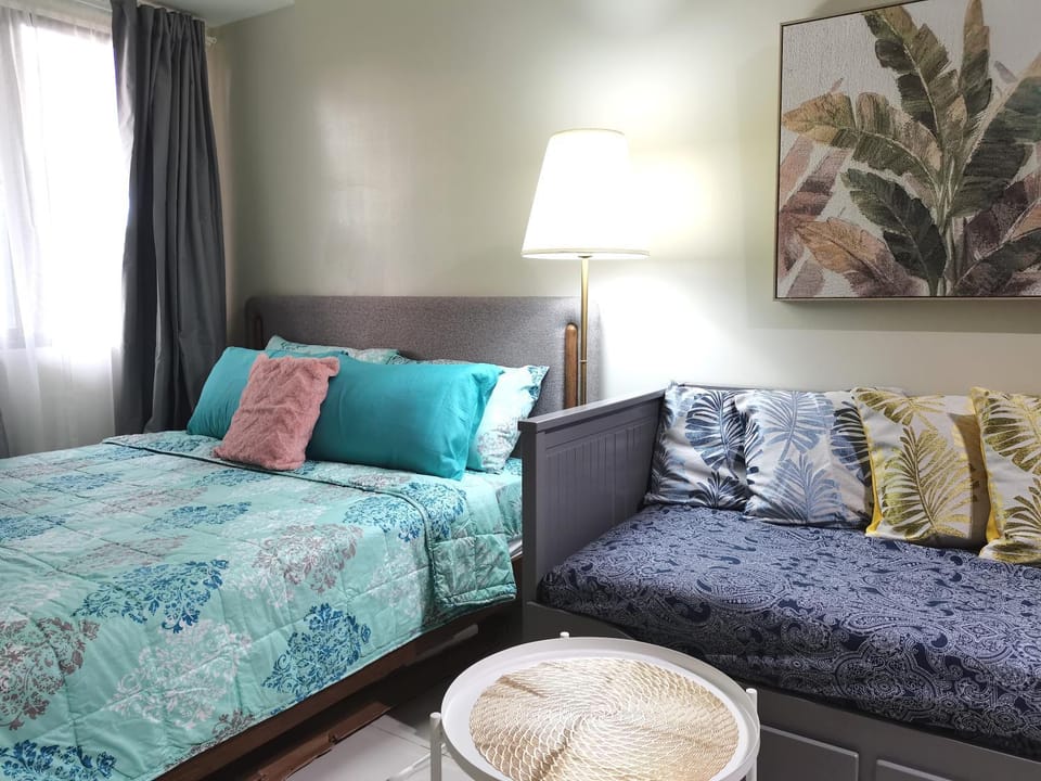 Chic N Sleek studio unit at BRENTHILL Apartment in Baguio
