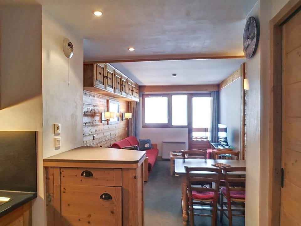 Appartement 2 pièces 5 pers, ski aux pieds, balcon sud-ouest - FR-1-178-389 Apartment in Les Allues