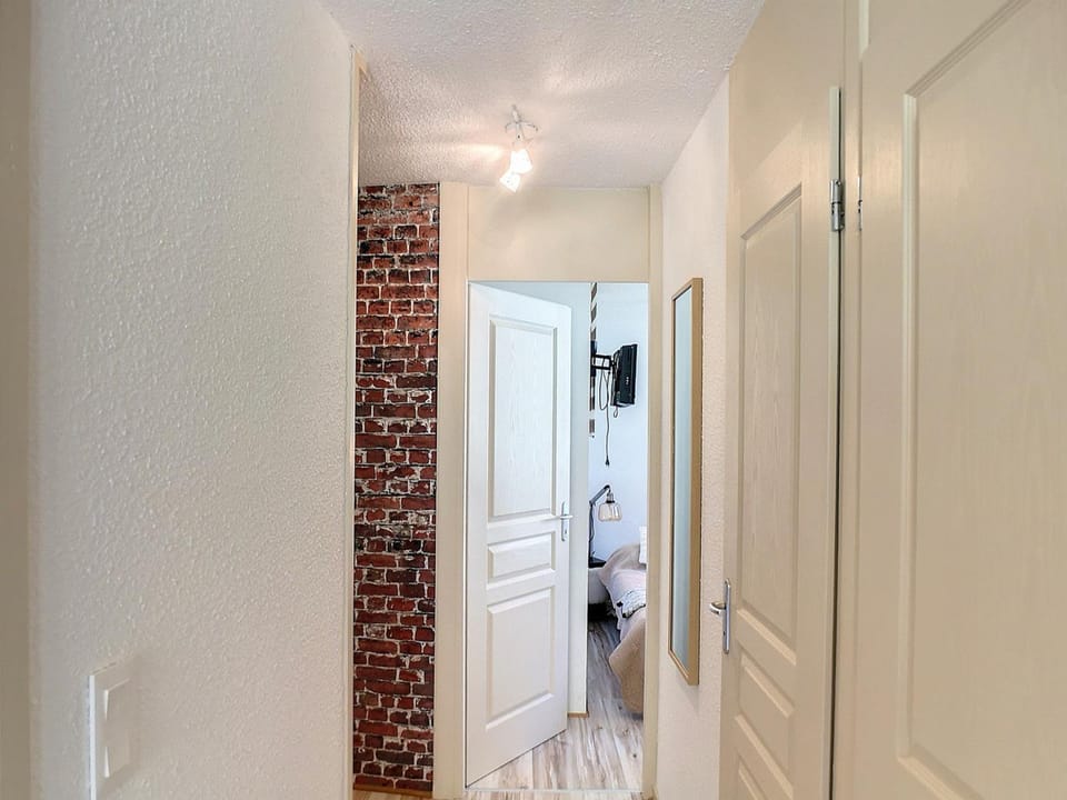 Appartement rénové 2 chambres Les Menuires pour 4, parking privé - FR-1-178-380 Apartment in Les Allues