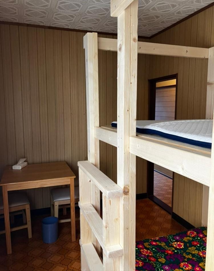 Bed, Bedroom, bunk bed